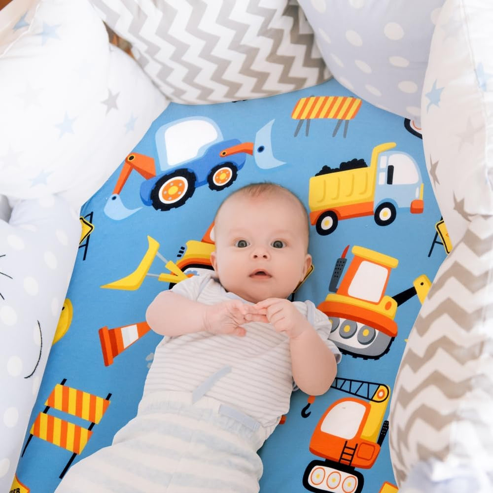 FIGEPO color-rich set brings cozy, bright vibes to any baby boy nursery.