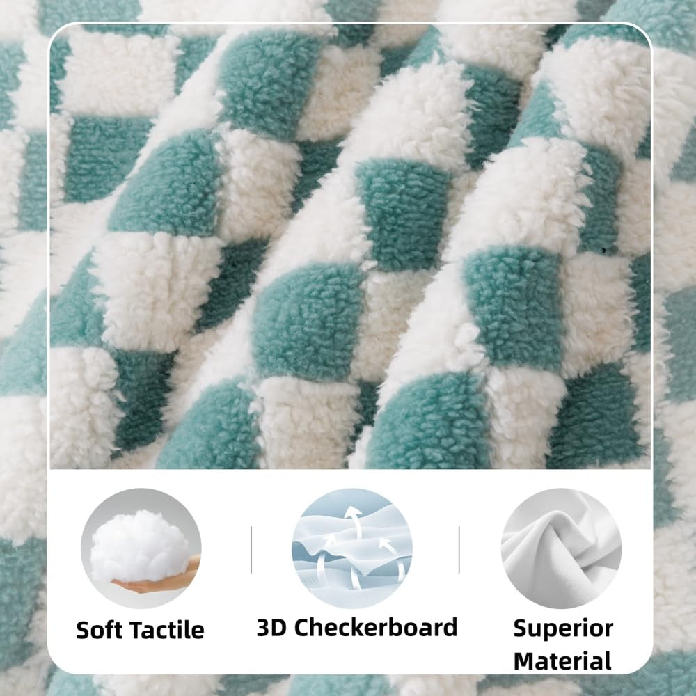 FIGEPO Checkered Baby Blanket shows ultra-soft fleece texture for gentle touch