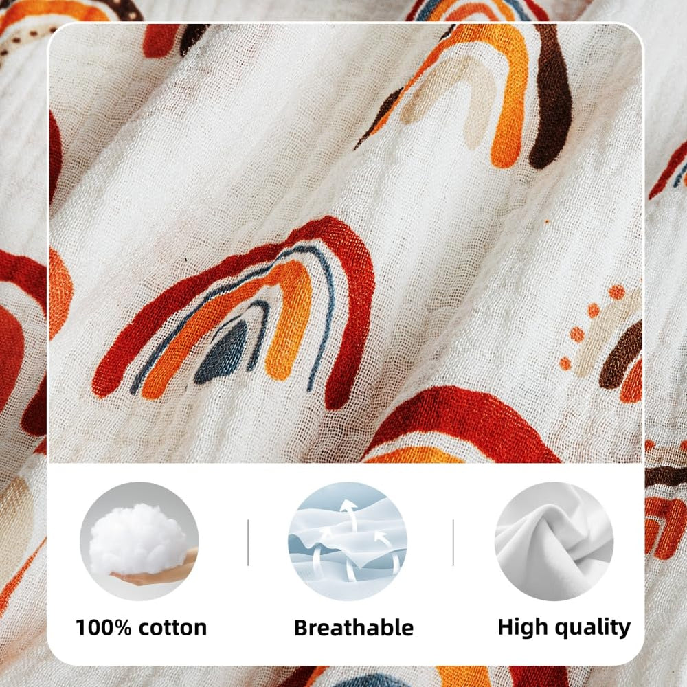 FIGEPO cloud print cover, gentle on baby skin during feeds.