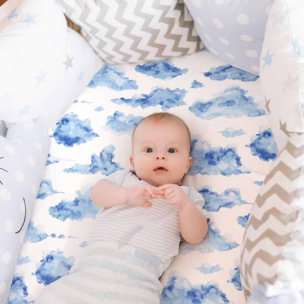 FIGEPO Sky bassinet sheets with snug elastic-fit for secure pads.
