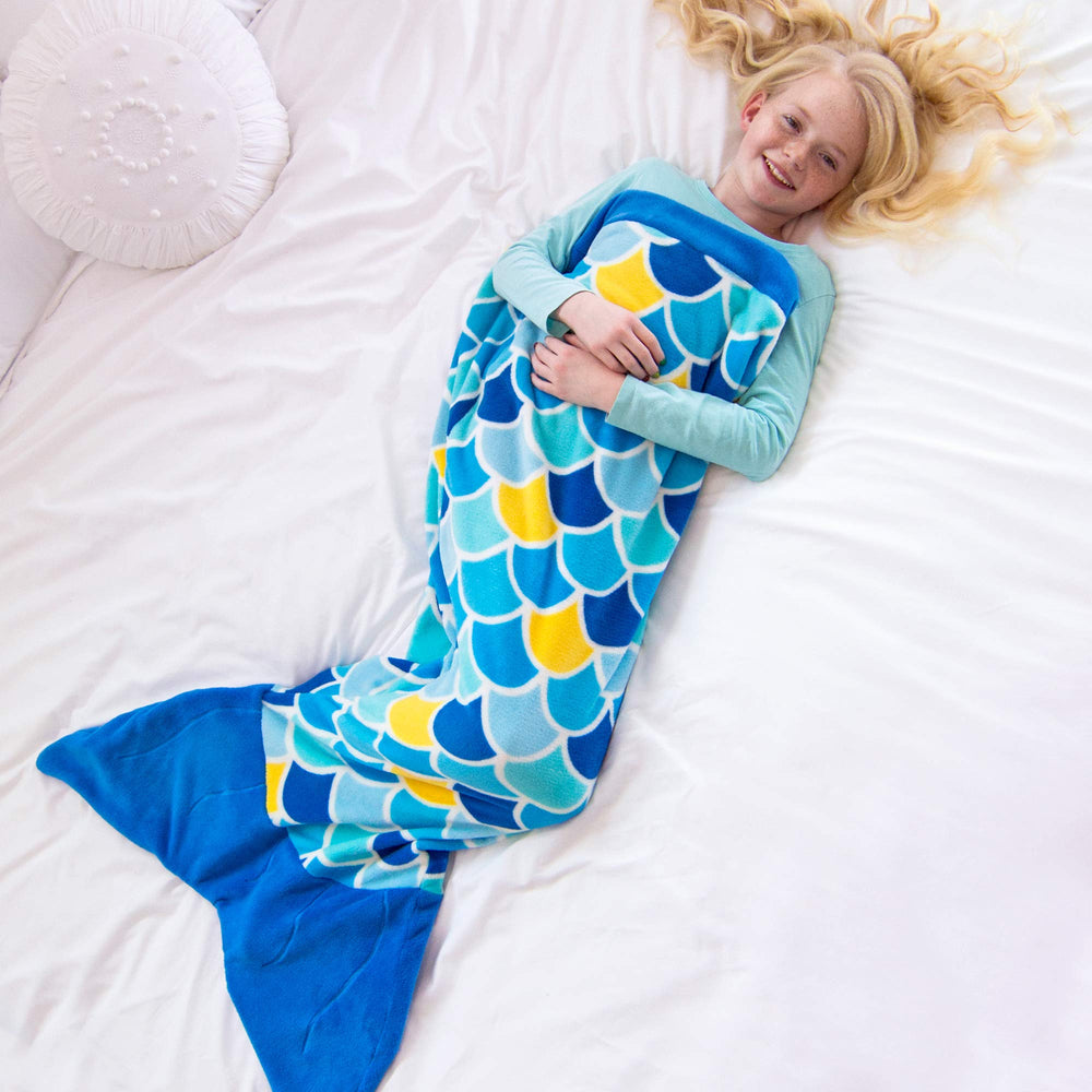 Fin Fun cuddle tails with double-sided fabric for extra warmth.