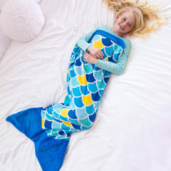 Fin Fun cuddle tails with double-sided fabric for extra warmth.