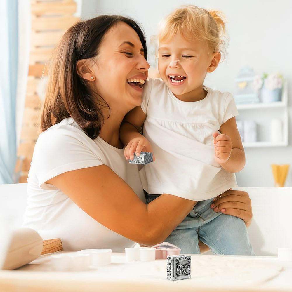 FINGERINSPIRE Gift-ready keepsake box makes a thoughtful nursery present.