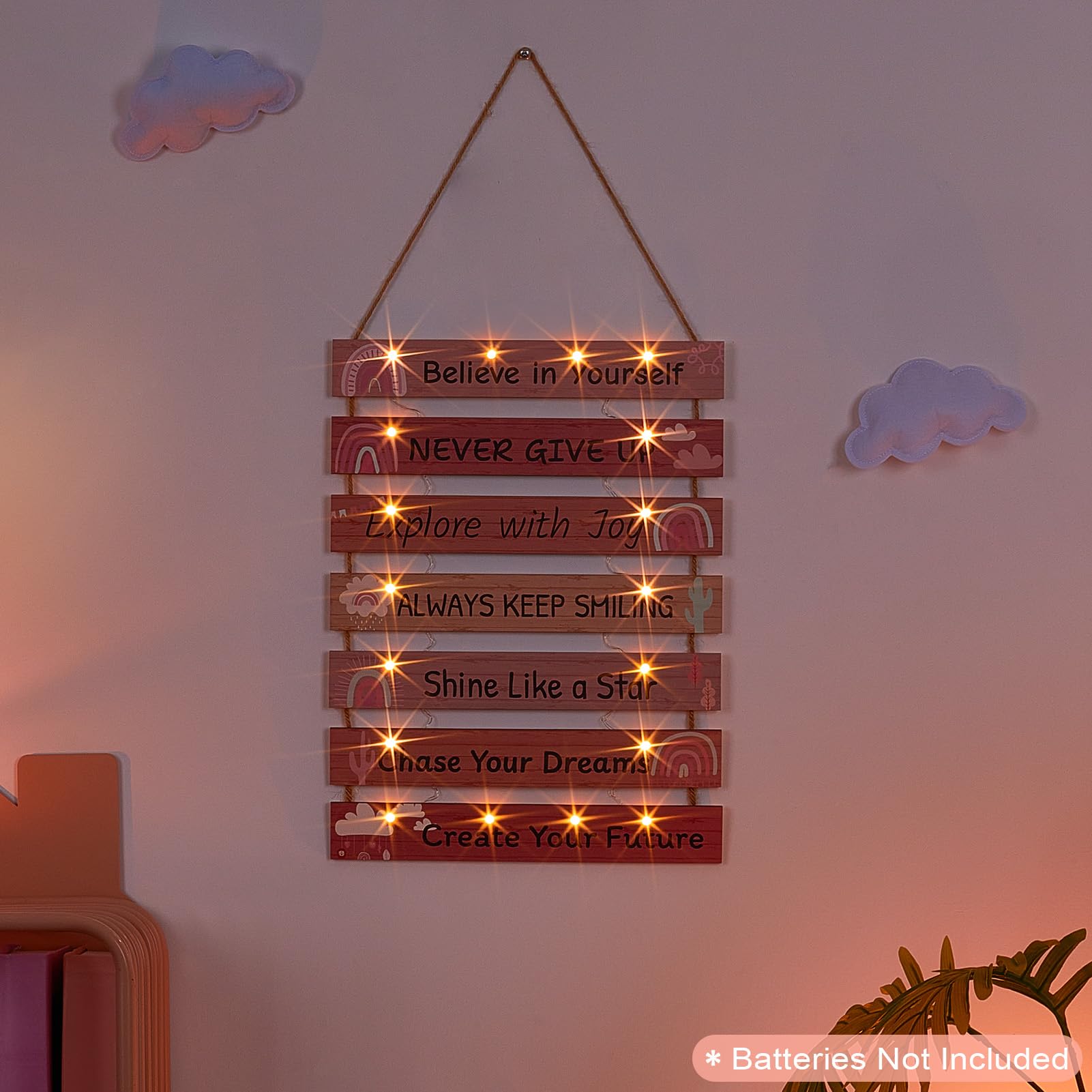 FIOBEE easy-hang hemp string for simple wall mounting.