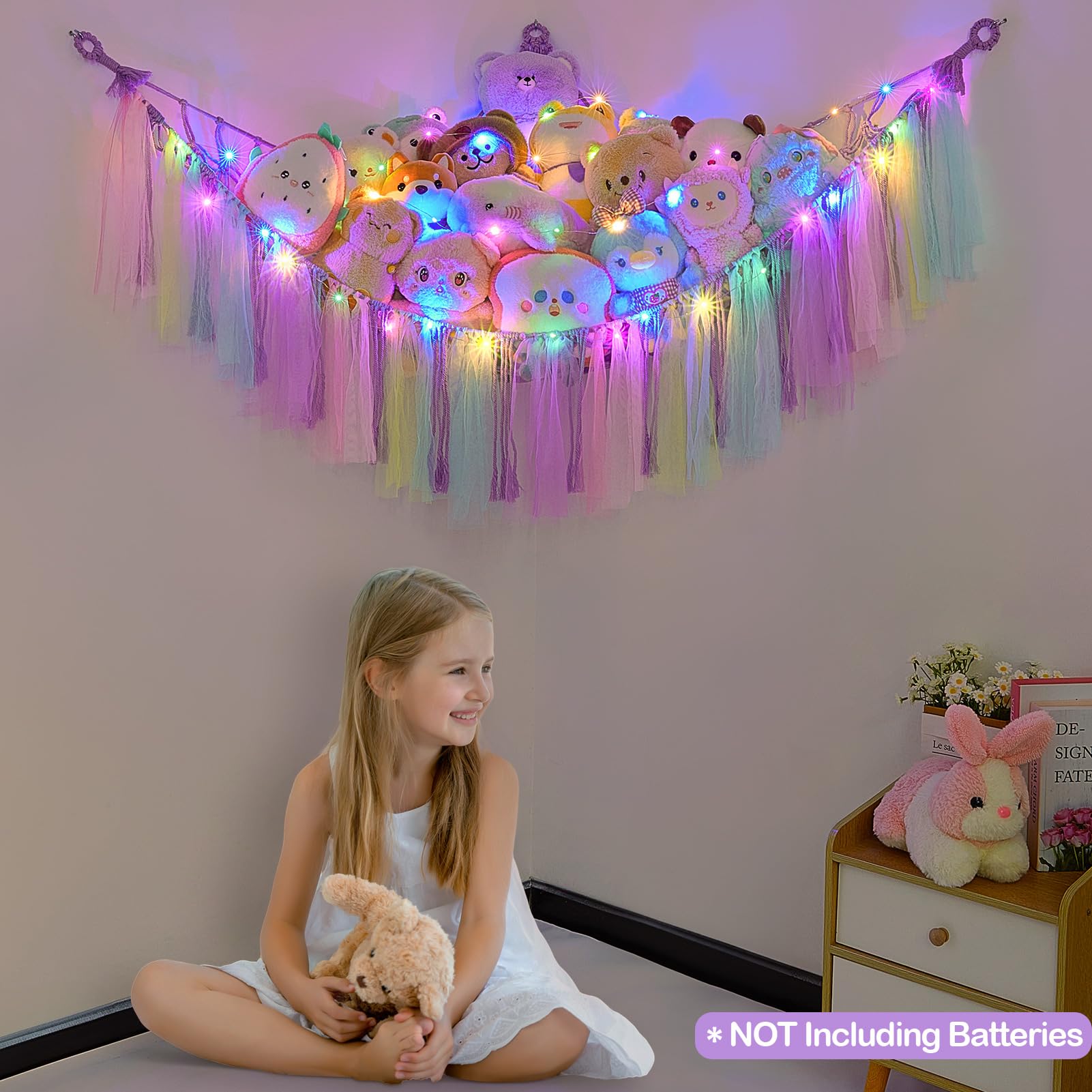 FIOBEE wall-hanging toy hammock organizes plush toys while saving floor space.