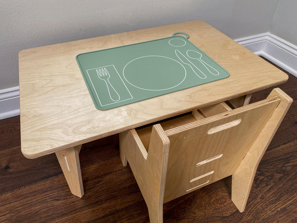 Fire Rooster Kids silicone surface emphasizes non-toxic, odor-free material.