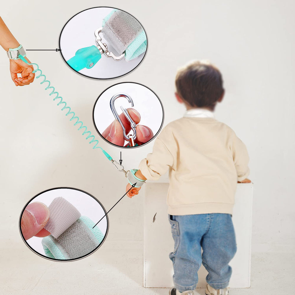 FITARTS toddler leash makes a thoughtful gift for families.