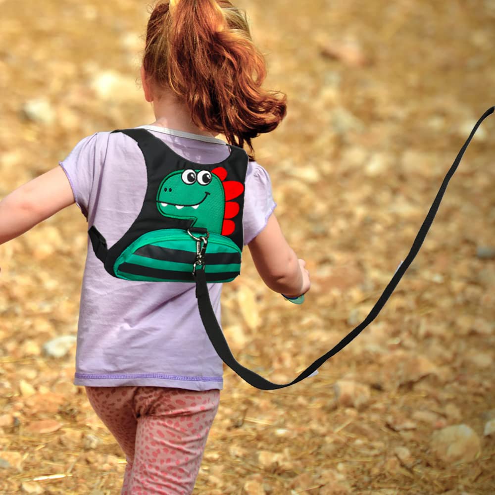 FITARTS compact leash system enhances safety in busy places.