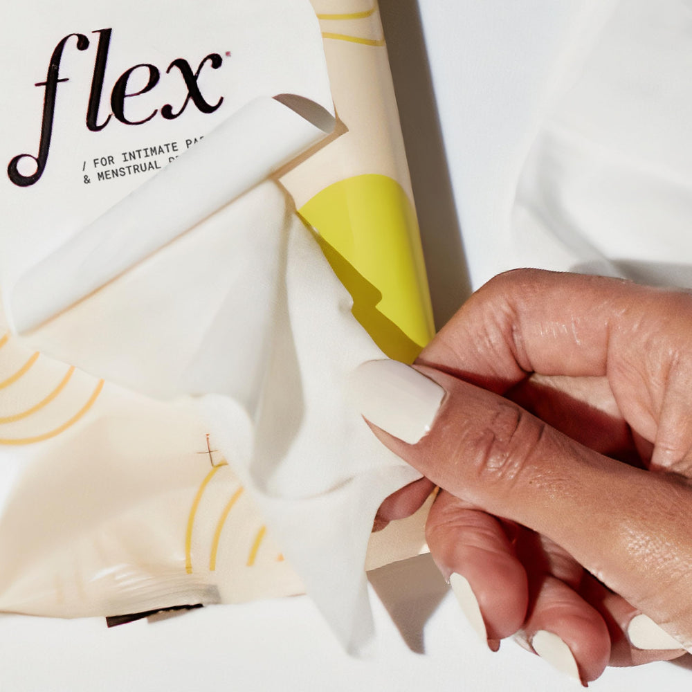 Flex Wipes have a light chamomile and rosemary scent for a subtle refresh.