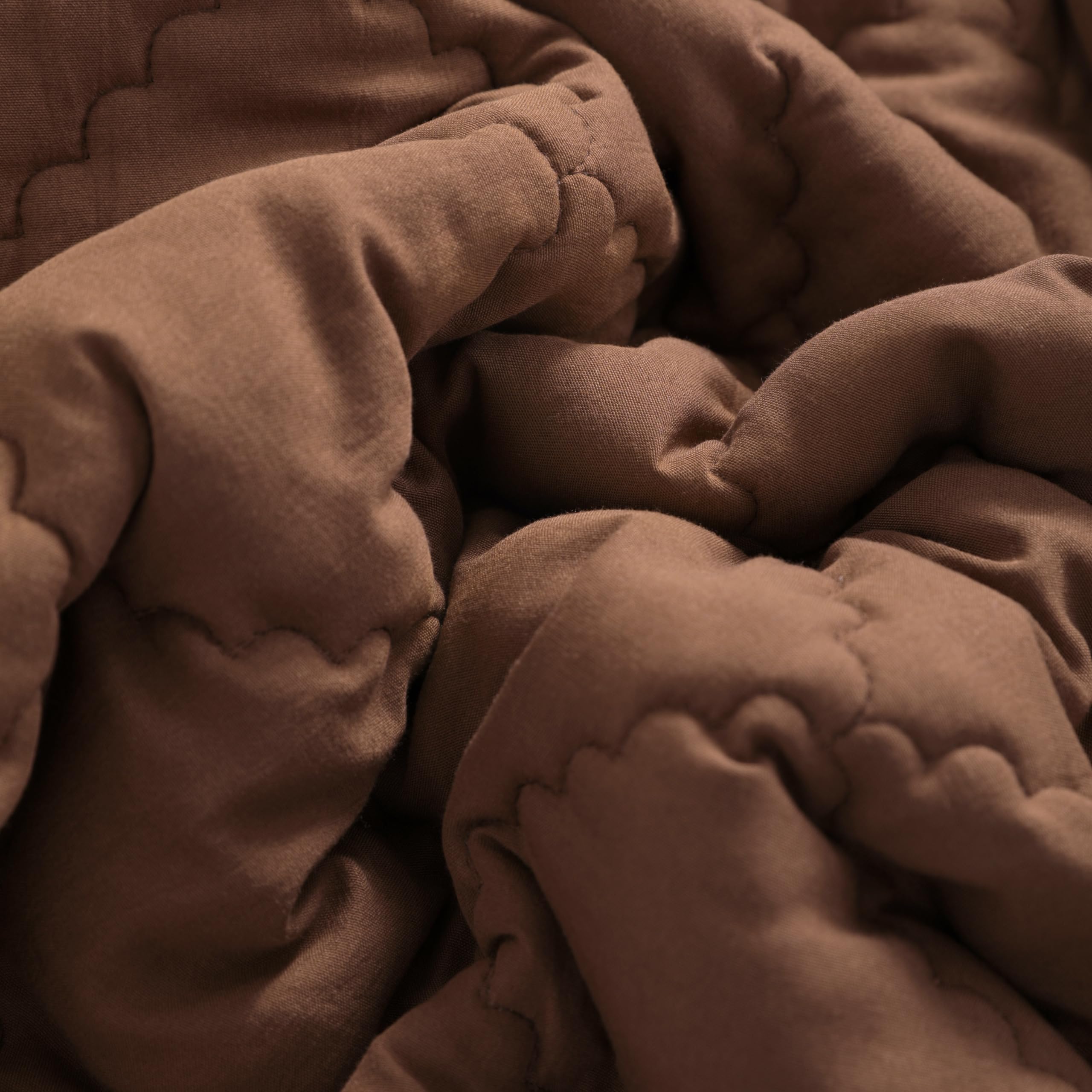 FLXXIE coffee machine-washable comforter ready for easy care.