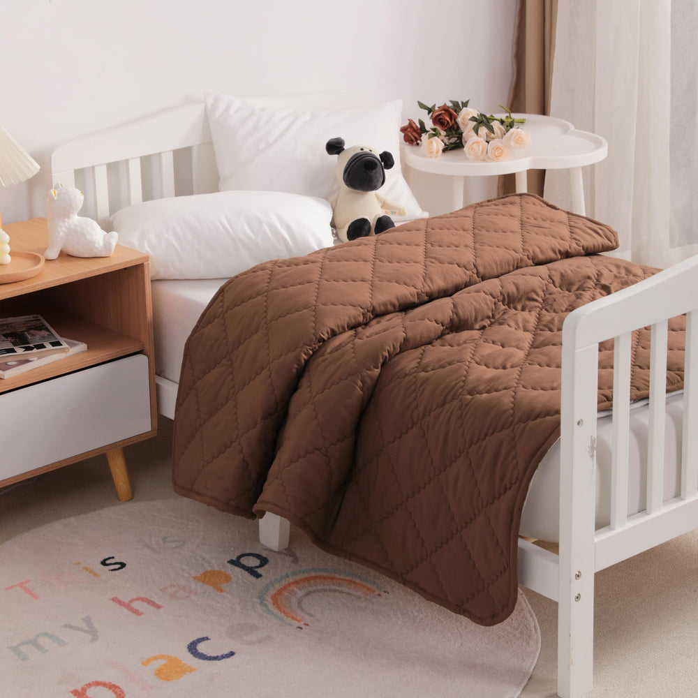 FLXXIE coffee oversized toddler blanket ideal for crib and stroller.
