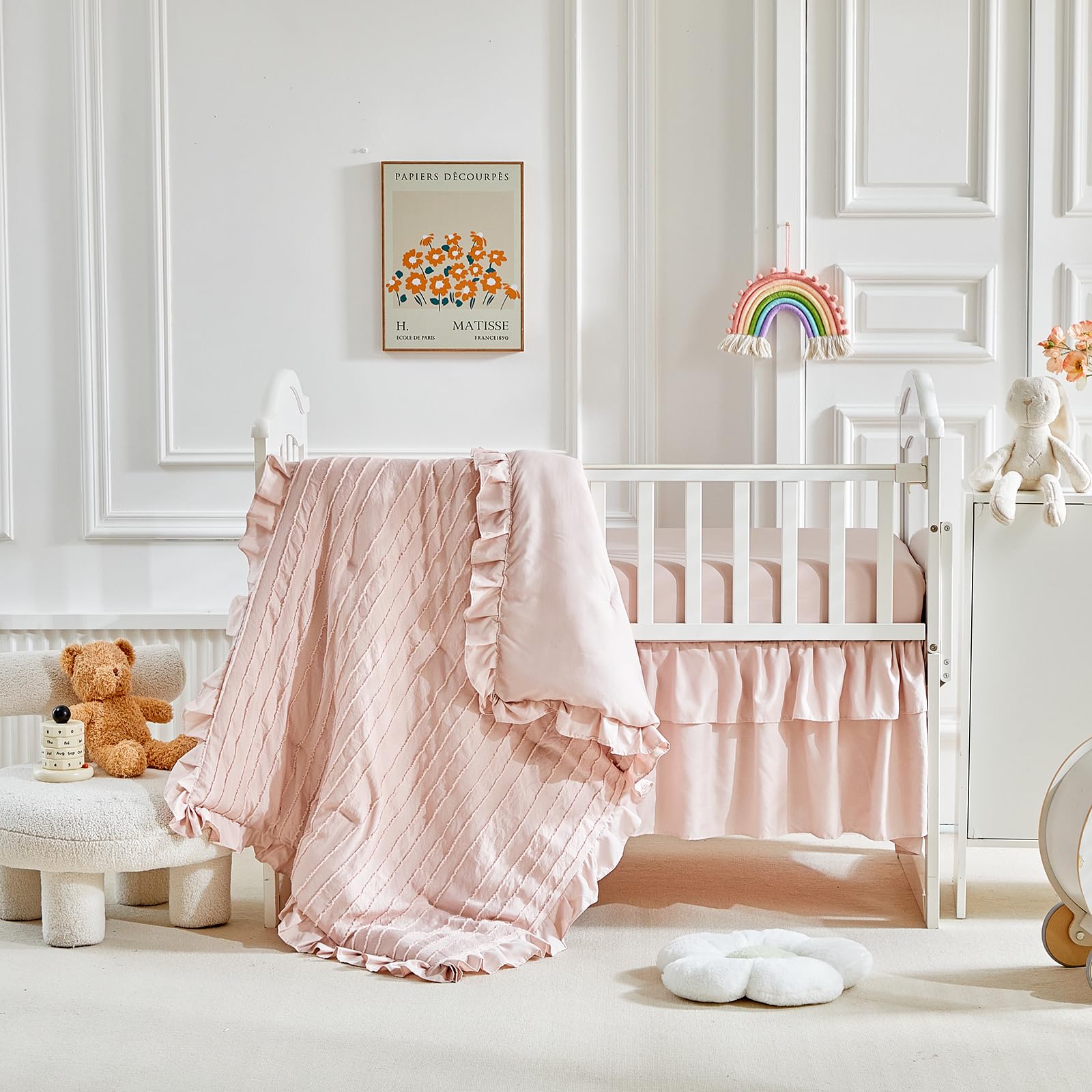 Flysheep fitted sheet designed for standard cribs for snug mattress coverage.