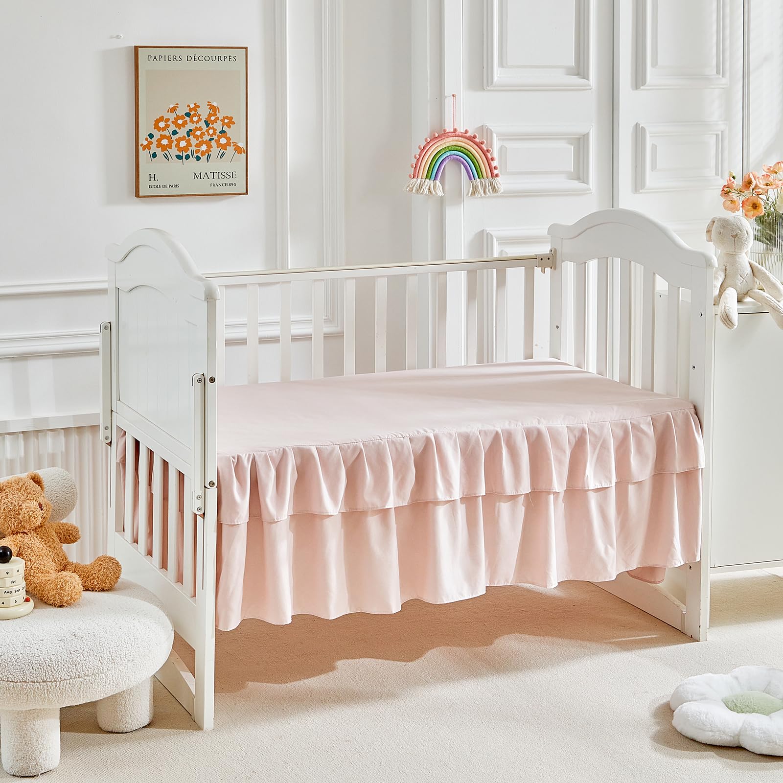 Flysheep microfiber fabric feels soft and breathable for year-round comfort.