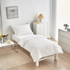 Flysheep pillowcase in white with jacquard tuft details for stylish bedtime