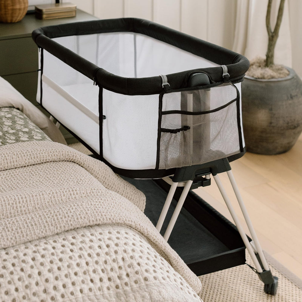 Fodoss four-sided mesh enhances parent visibility