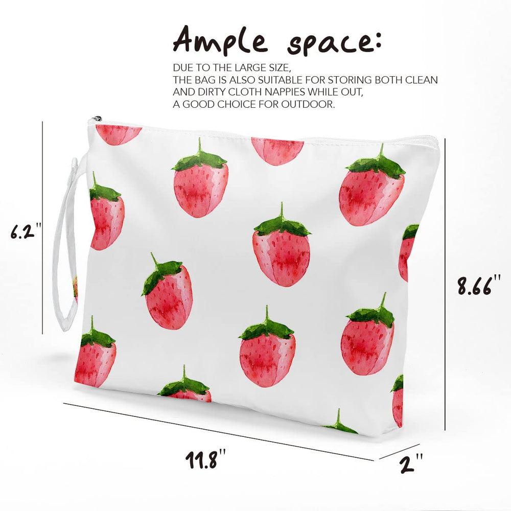 Fokongna Wet Bag easy-to-clean interior protects items from splashes.
