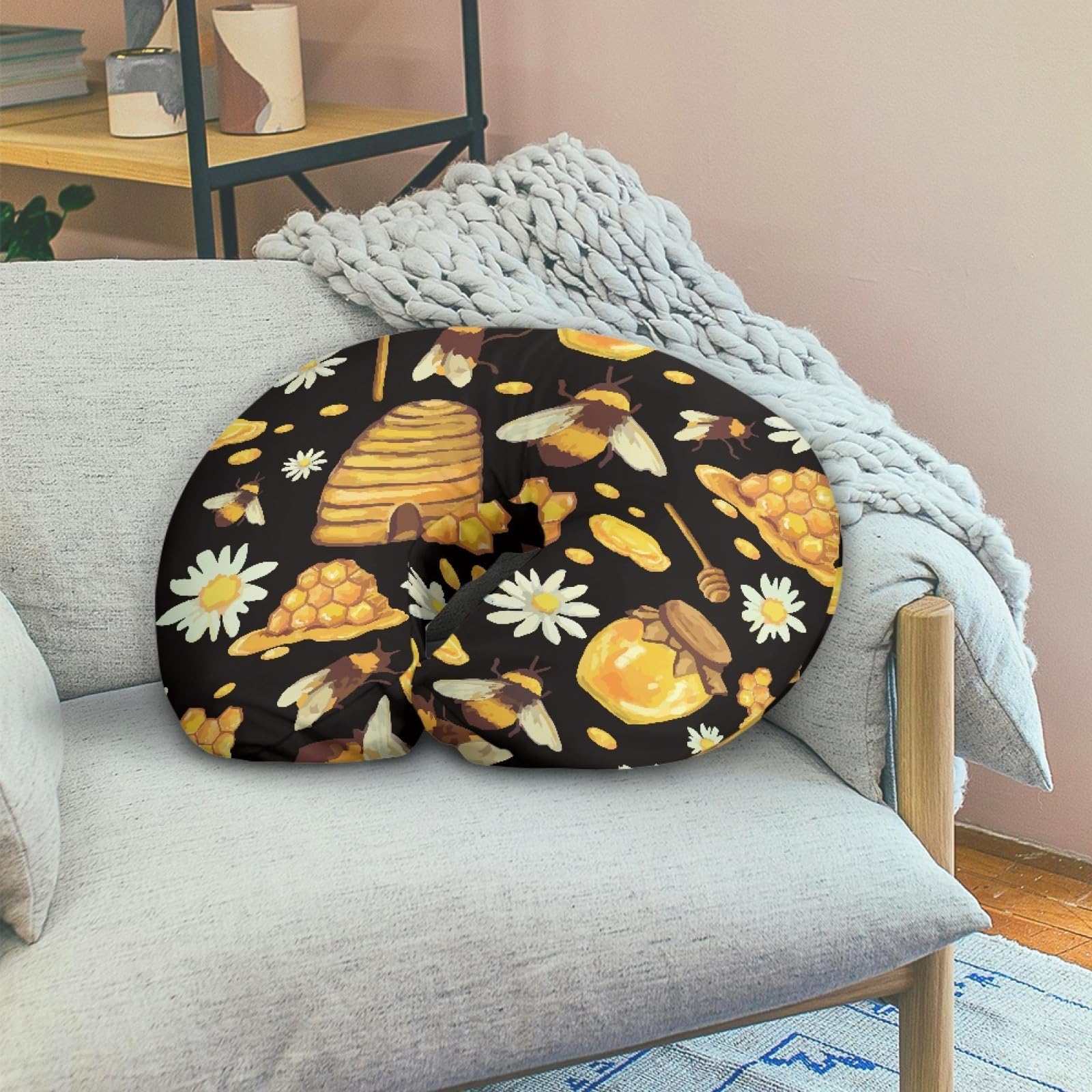 Forchrinse Bee Daisy 22x18 size fits most pillows for easy swapping.