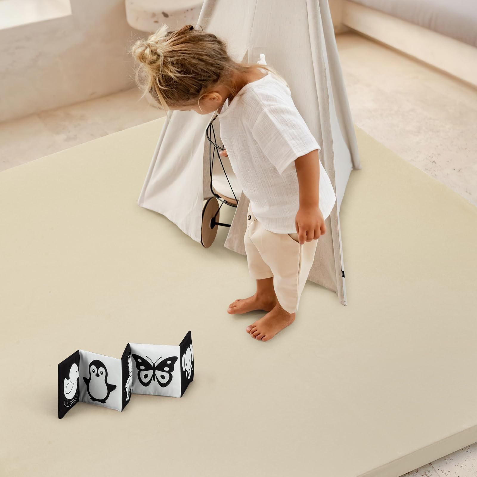 Foryoomi modern beige mat blending with contemporary nursery decor.