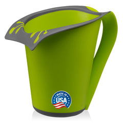 FRESH FROG Cascada rinse cup front view in green for bath-time ease.