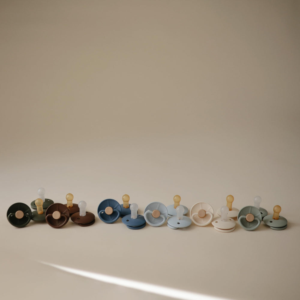 FRIGG Little Viking pacifier care instructions for clean, hygienic use