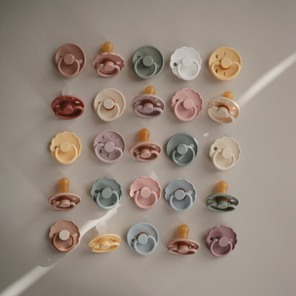 FRIGG Moon pacifier two-pack ready for busy days