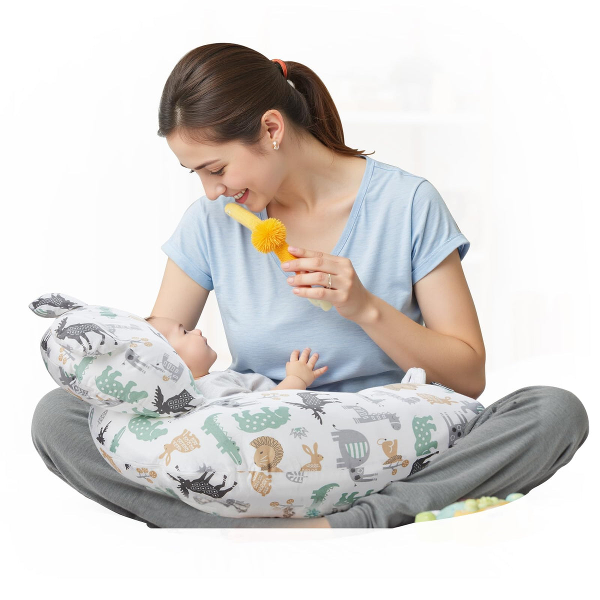FUFVUTI ergonomic nursing pillow during feeding sessions for mom and baby’s comfort