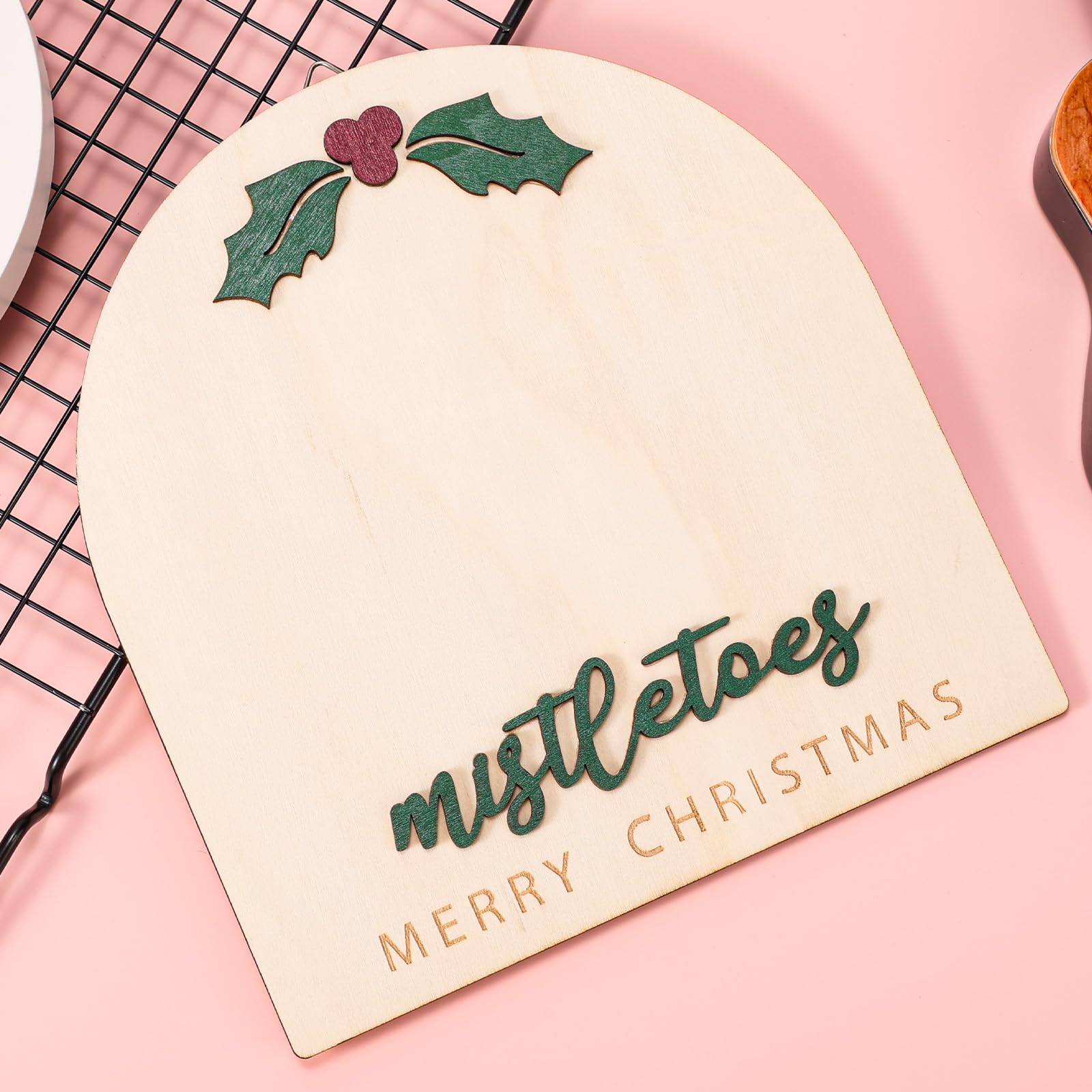 Fukaisu rounded-sides wooden plaque prevents bumps during stamping.