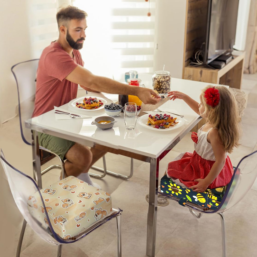 Funcority booster seat features a non-slip bottom for steadier seating.