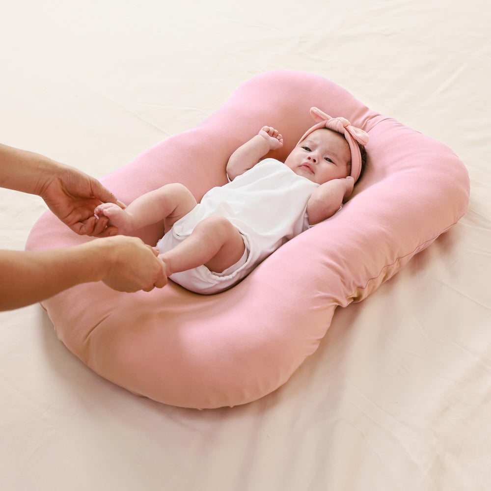 Funupup changing-pad cover supports quick diaper changes