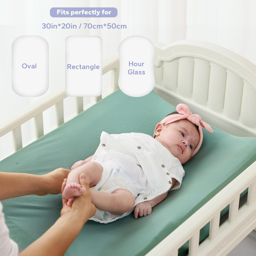 FUNUPUP elastic closure infant lounger cover enables quick, secure installation.