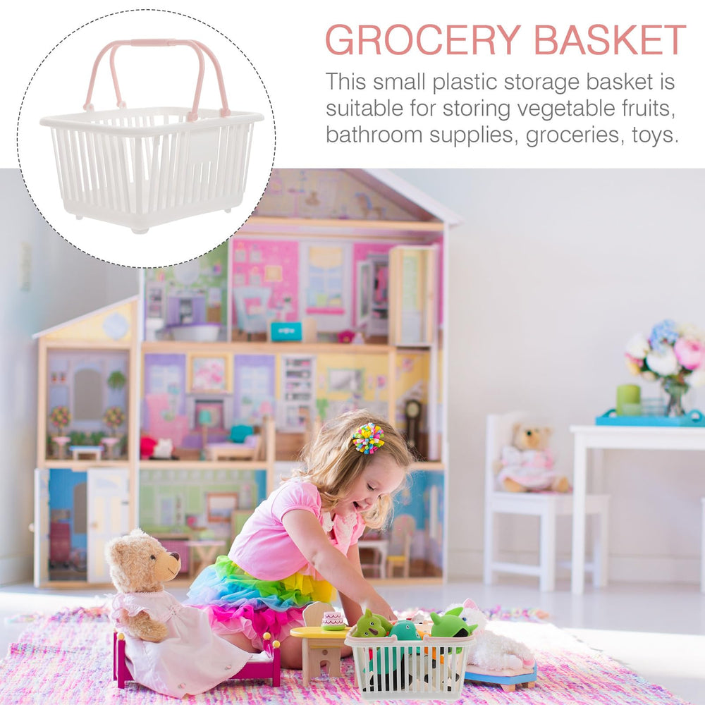 Gadpiparty basket for picnics, easy to carry and share with others.