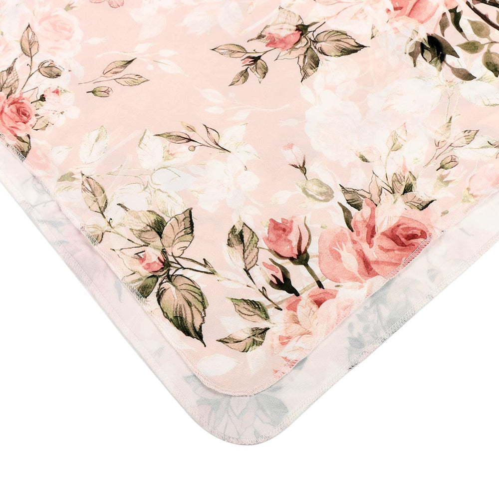 Galabloomer lightweight blanket fabric for warm months keeps baby cool and snug.