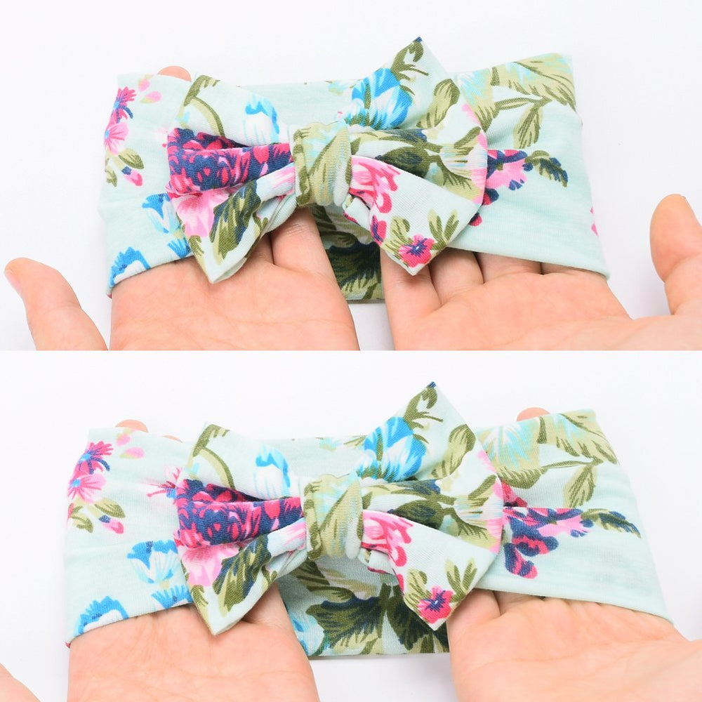 Galabloomer receiving-blanket-lightweight-01 emphasizes airy fabric ideal for spring and summer.