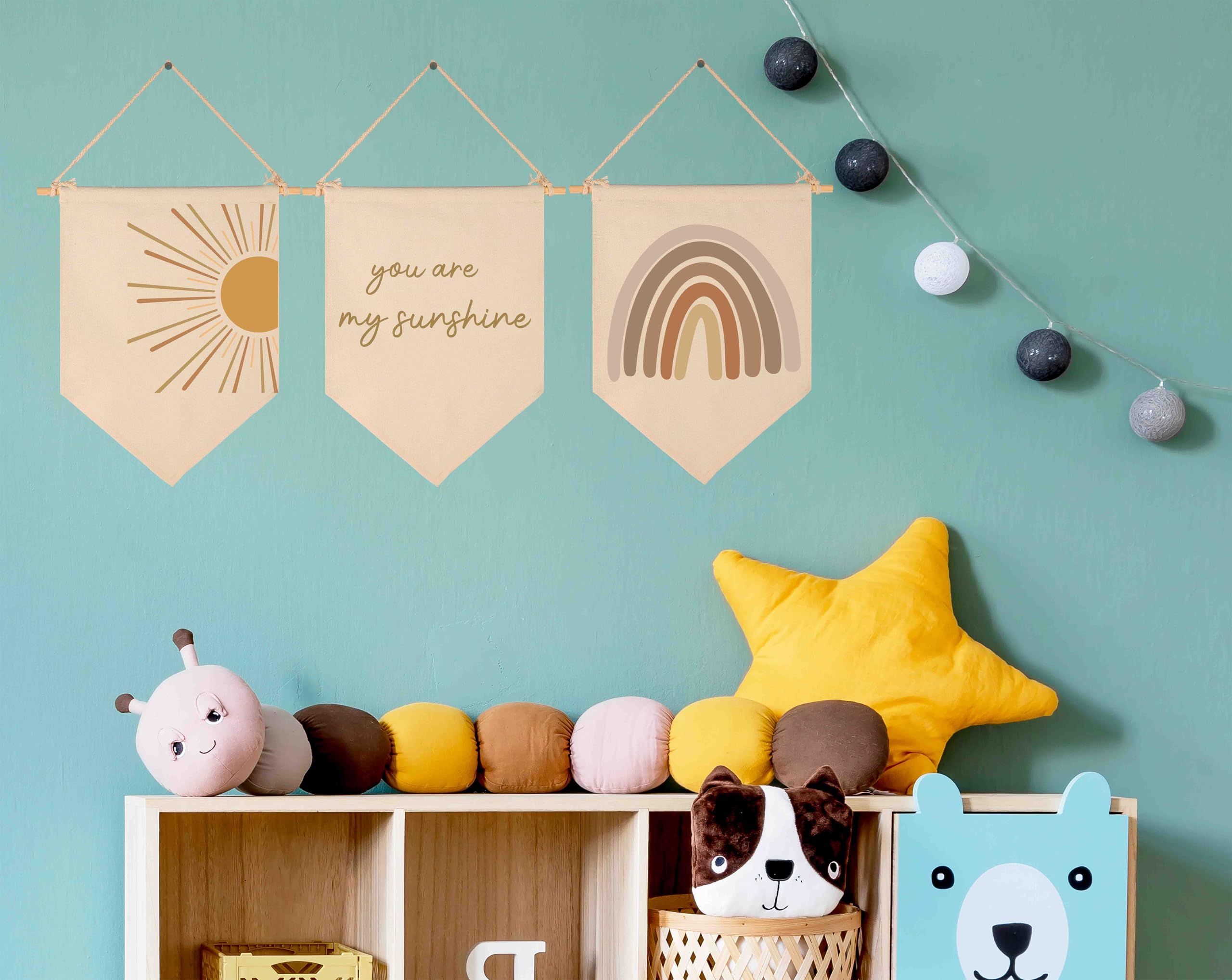 GEANHIL Beaming wall decor makes a thoughtful baby shower or birthday gift.