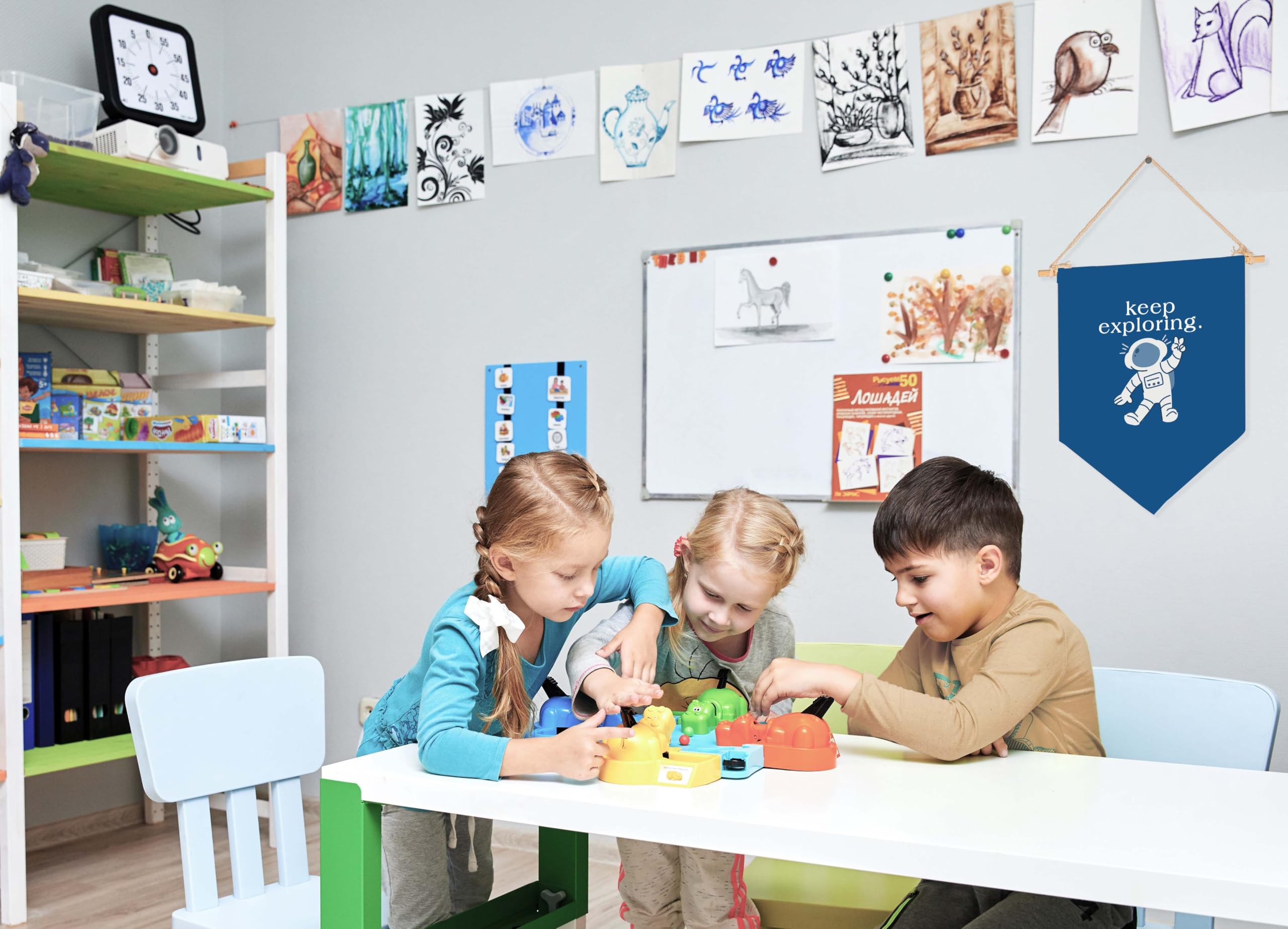 GEANHIL classroom art quotes banner enhances learning spaces.