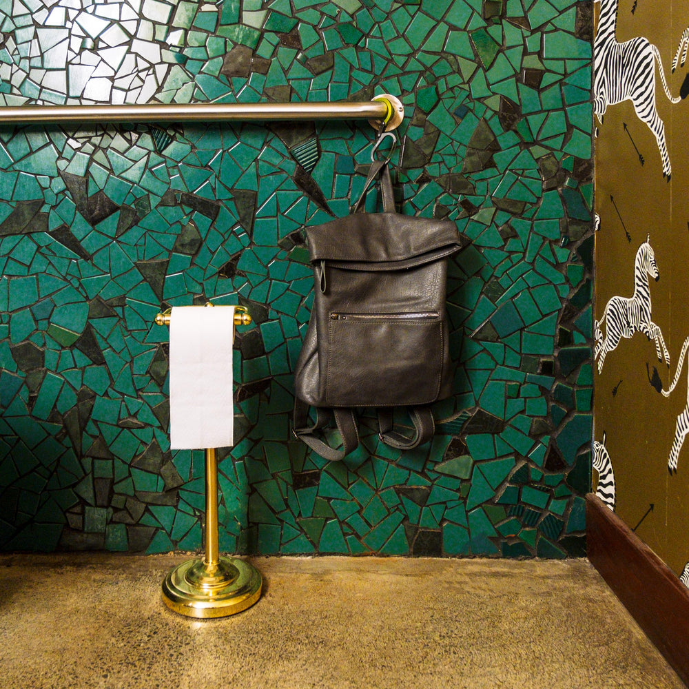 GEAR AID HeroClip Small ideal for travel, commuting, and everyday organization