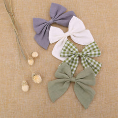 Gebelle 5-inch Sailor Bow Clip suits baby to adult looks