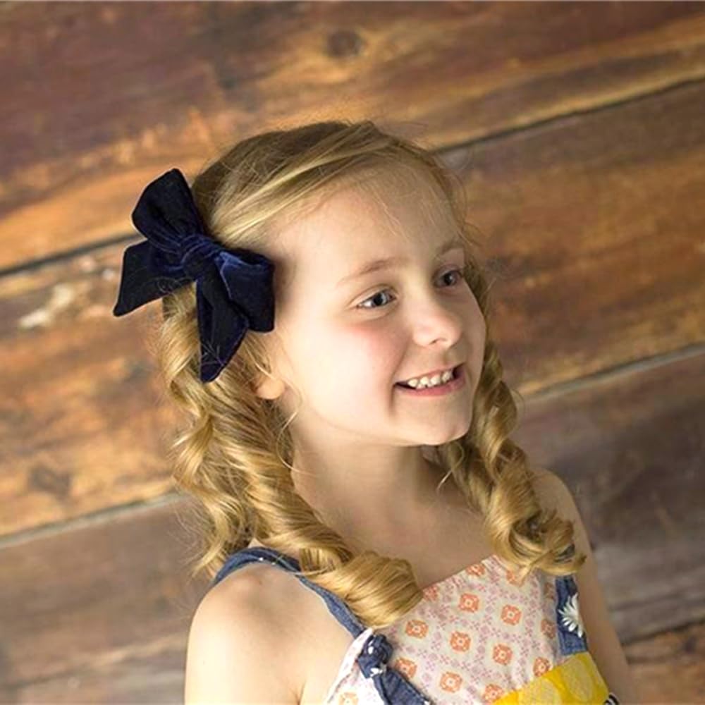 Gebelle Velvet Bow Navy side view demonstrates versatile styling for kids and moms.