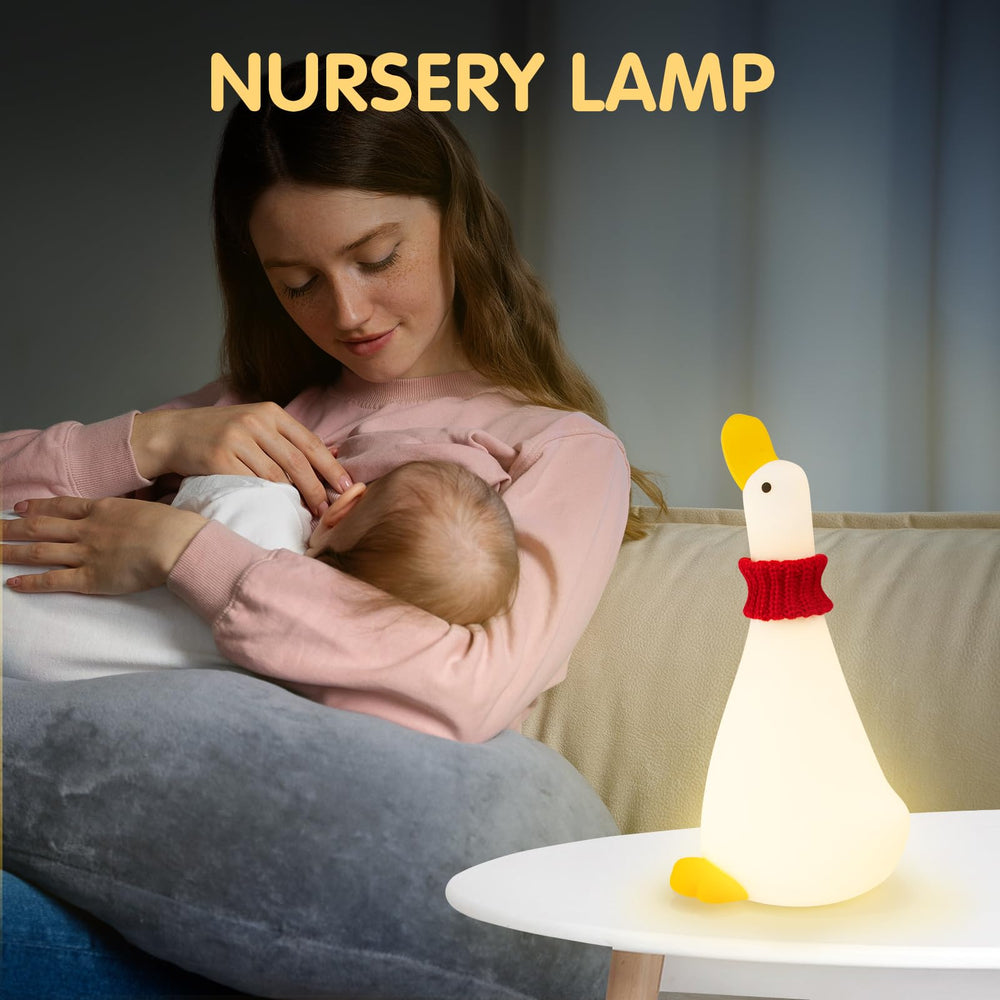 Gefaxi silicone duck night light emits gentle warm light, suitable for late-night feeds.