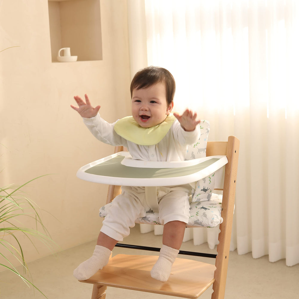 Gembebe silicone tray placemat edge-removal allows simple cleaning after meals