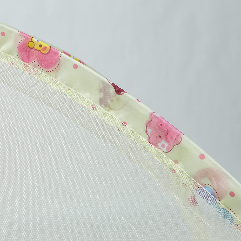 Generic mosquito net suitable for indoor and outdoor baby spaces.