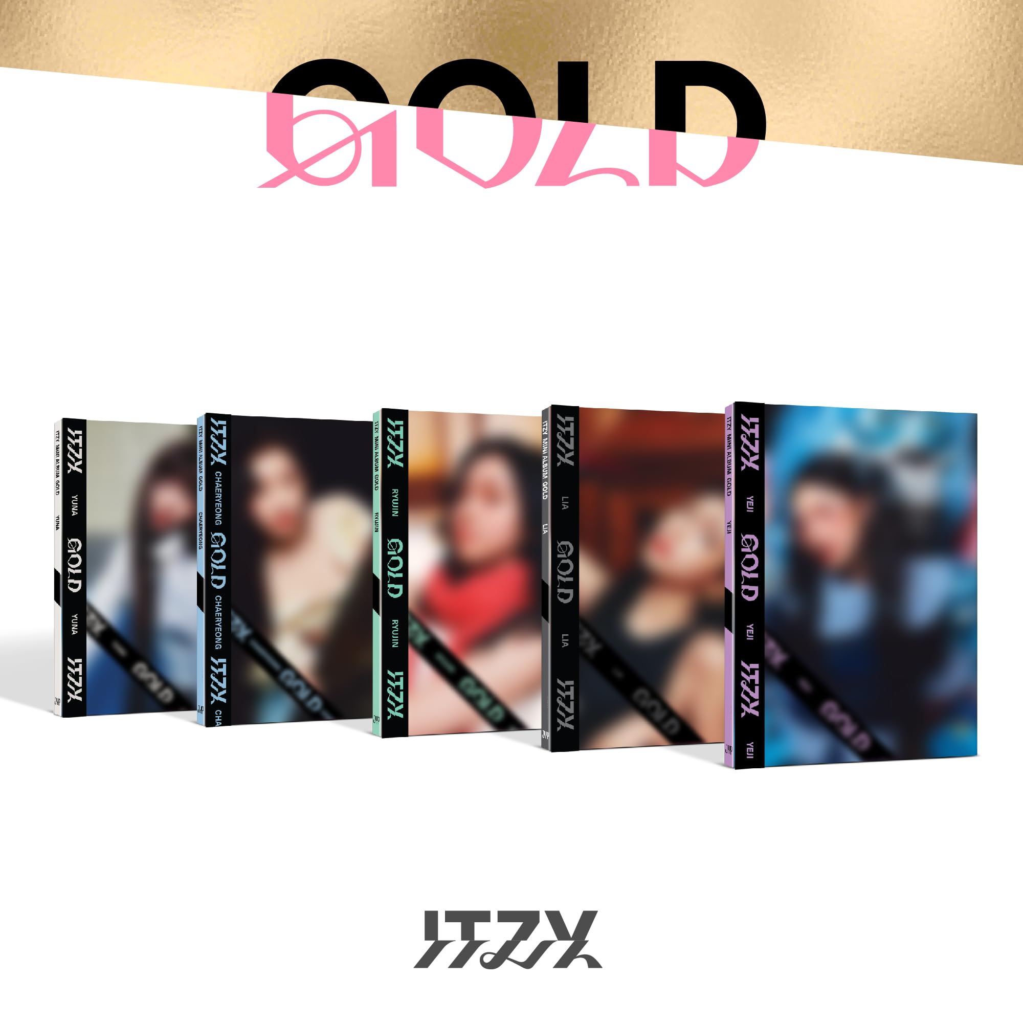 Generic IT'ZY pre-order poster and photocard included.