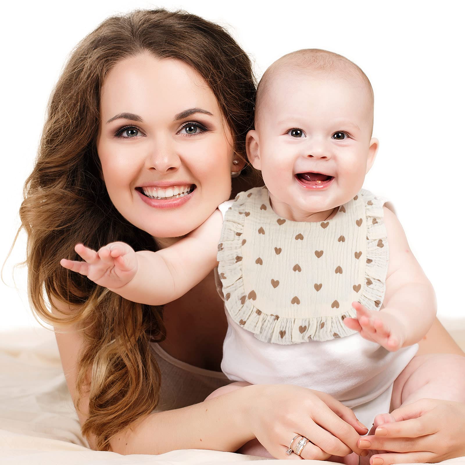 Geyoga 12-pack bib set makes a practical baby shower gift.