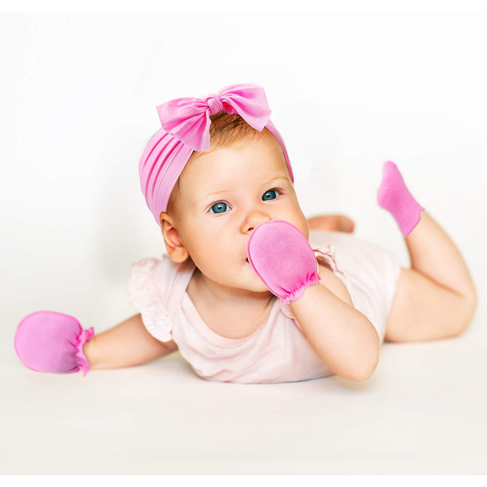 Geyoga newborn cotton mittens with elastic cuffs protect tiny hands and stay put
