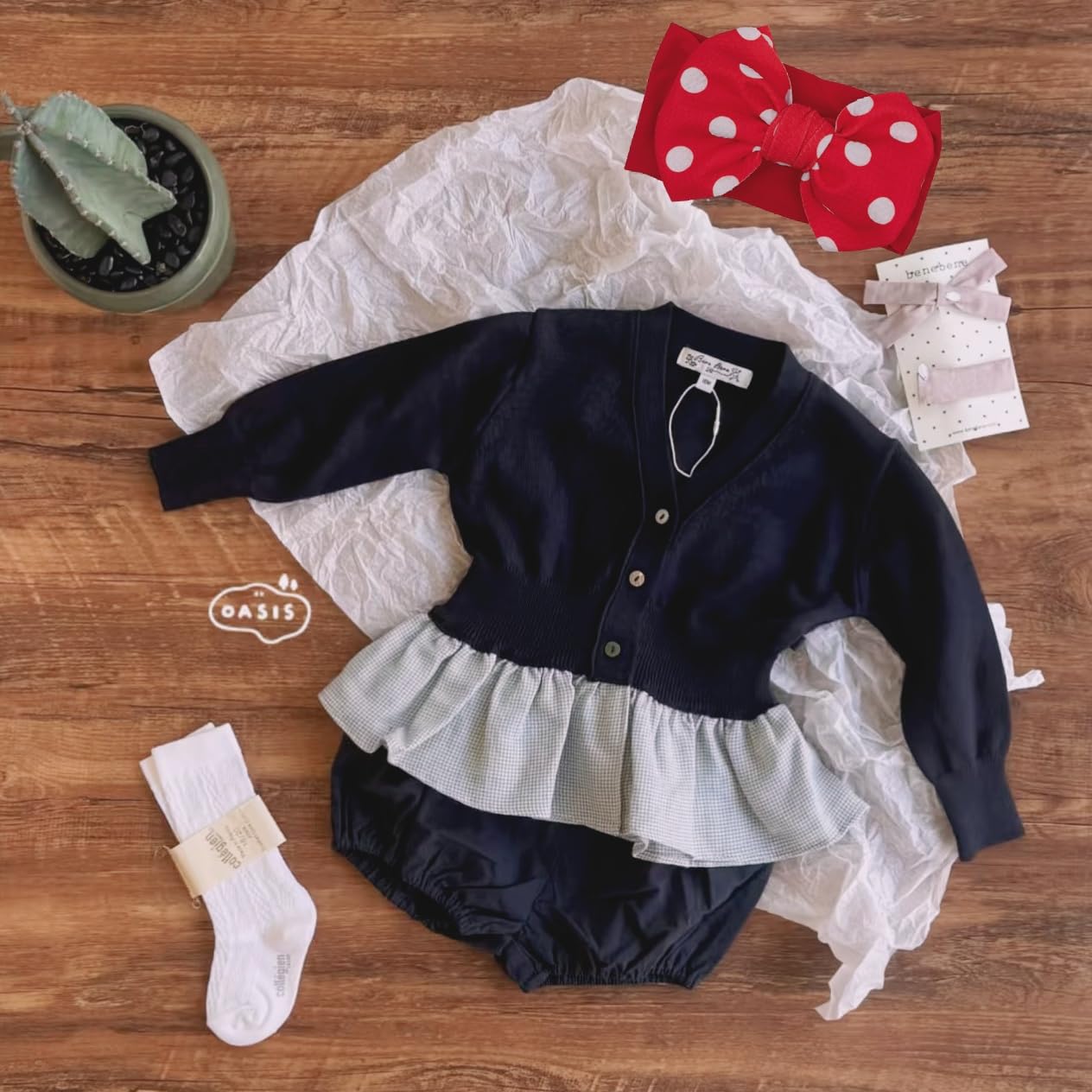 GEZISAN hand-tied bow highlights unique, lightly frayed edge.