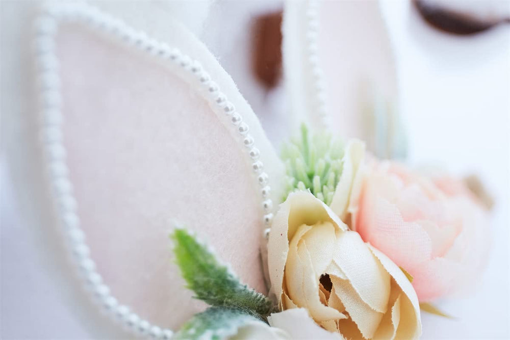 GEZISAN soft nylon headband, lightweight and comfortable for babies.