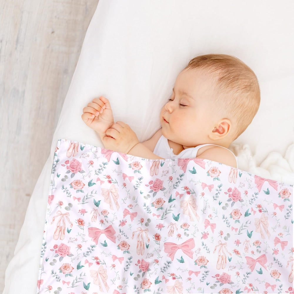 GFU Car seat cover makes a thoughtful baby shower gift or practical everyday accessory.