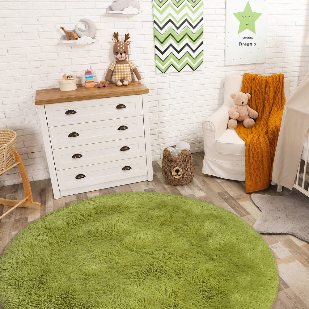 Gifeas rug suits dining area with soft touch and stylish round shape.