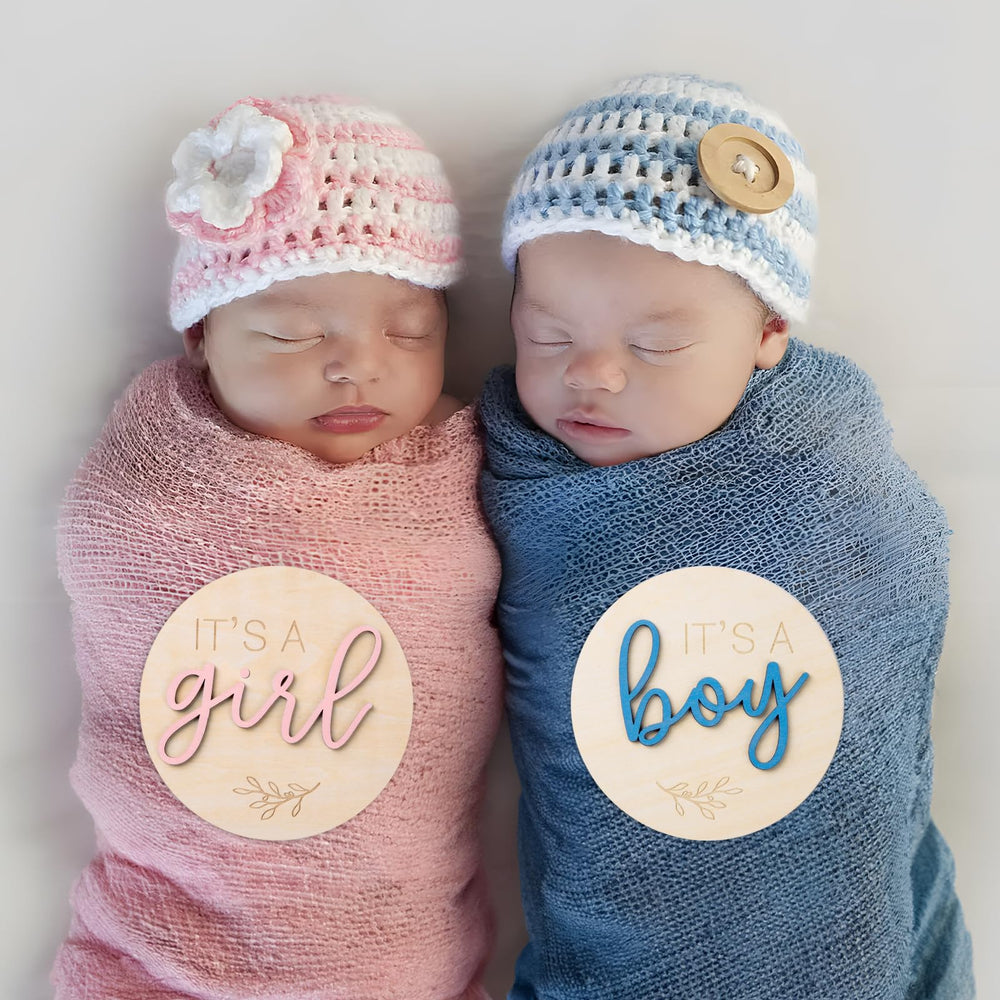 Giftacity birth announcement photo prop on wood for family announcements.