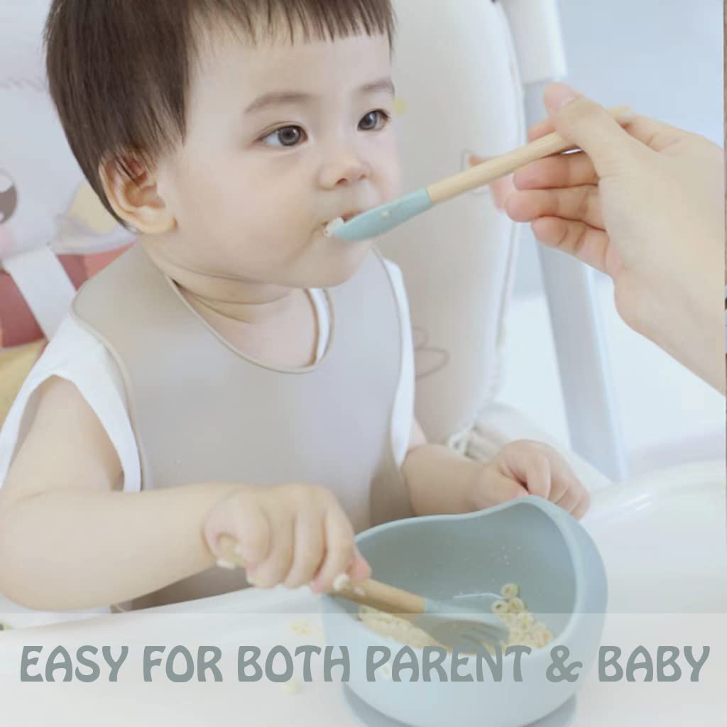 Ginbear teething-friendly utensils soothe gums during meals.